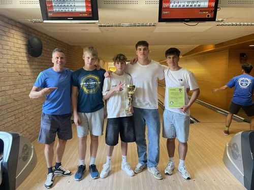 A családsegítő és gyermekjóléti szolgálat bowling versenye